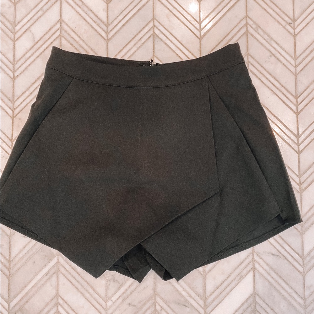 Black Missguided skort